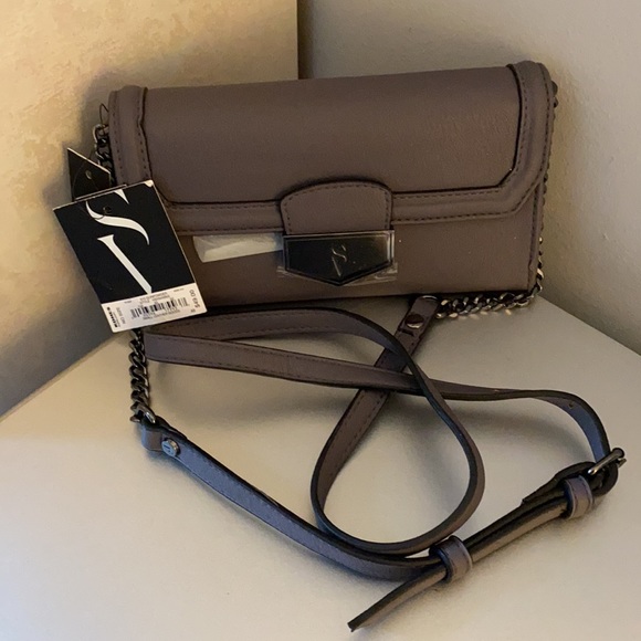 Get ALL 9 designer wristlets -smoke free home - Picture 11 of 11